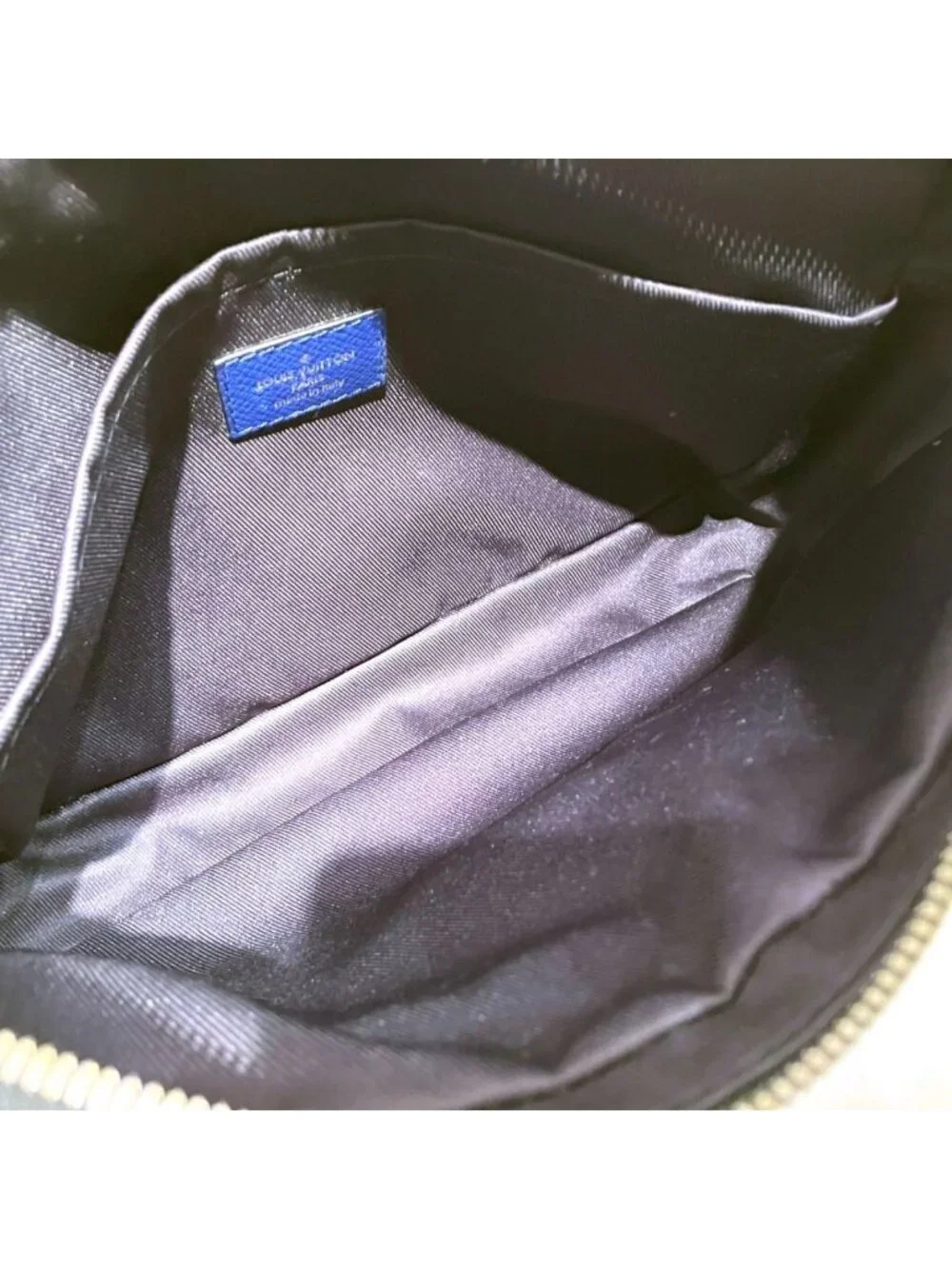 Louis Vuitton Taigarama Outdoor Messenger Shoulder Bag Leather